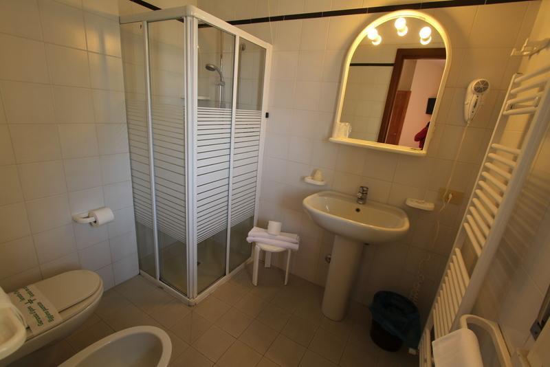 Hotel Montecarlo Lido di Camaiore Pokoj fotografie